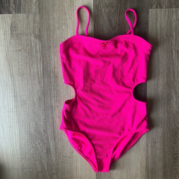 Abercrombie Kids One Piece Swimsuit Cut outs Hot Pink Ribbed Floral size 11/12 - Picture 3 of 9